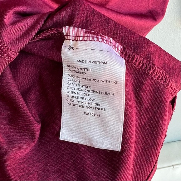 Reebok Cutout Long Sleeve - Picture 4 of 4